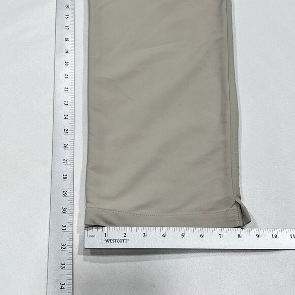 Under Armour Mens Khaki Performance Casual Golf Stretch Pants Sz 38X32‎ (36X31) - Picture 12 of 13